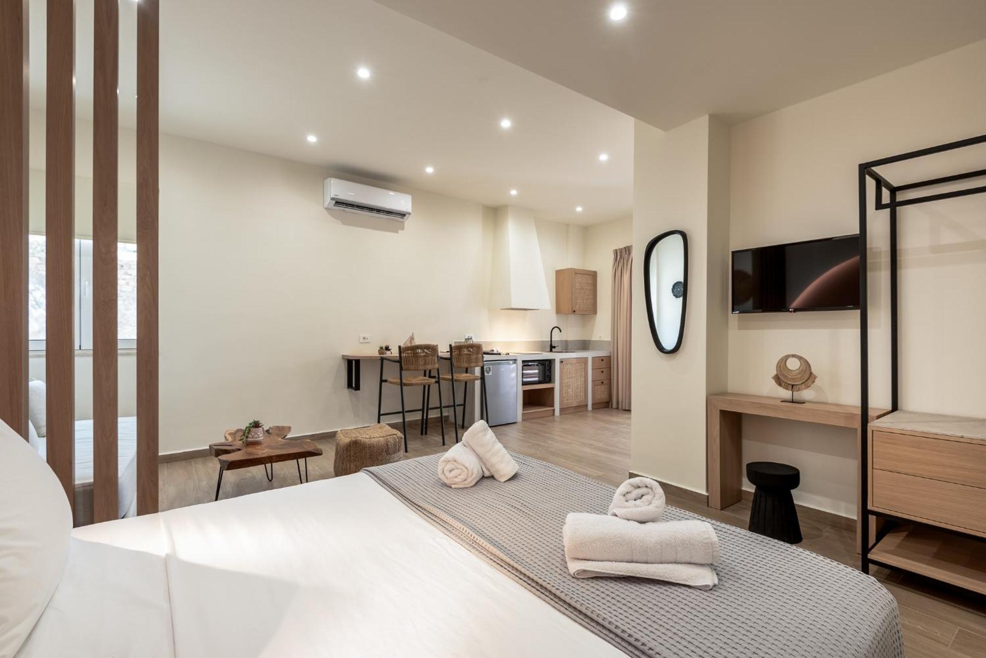 Cavros Residence ,In Chora Sfakion 'Construction 2024' Экстерьер фото